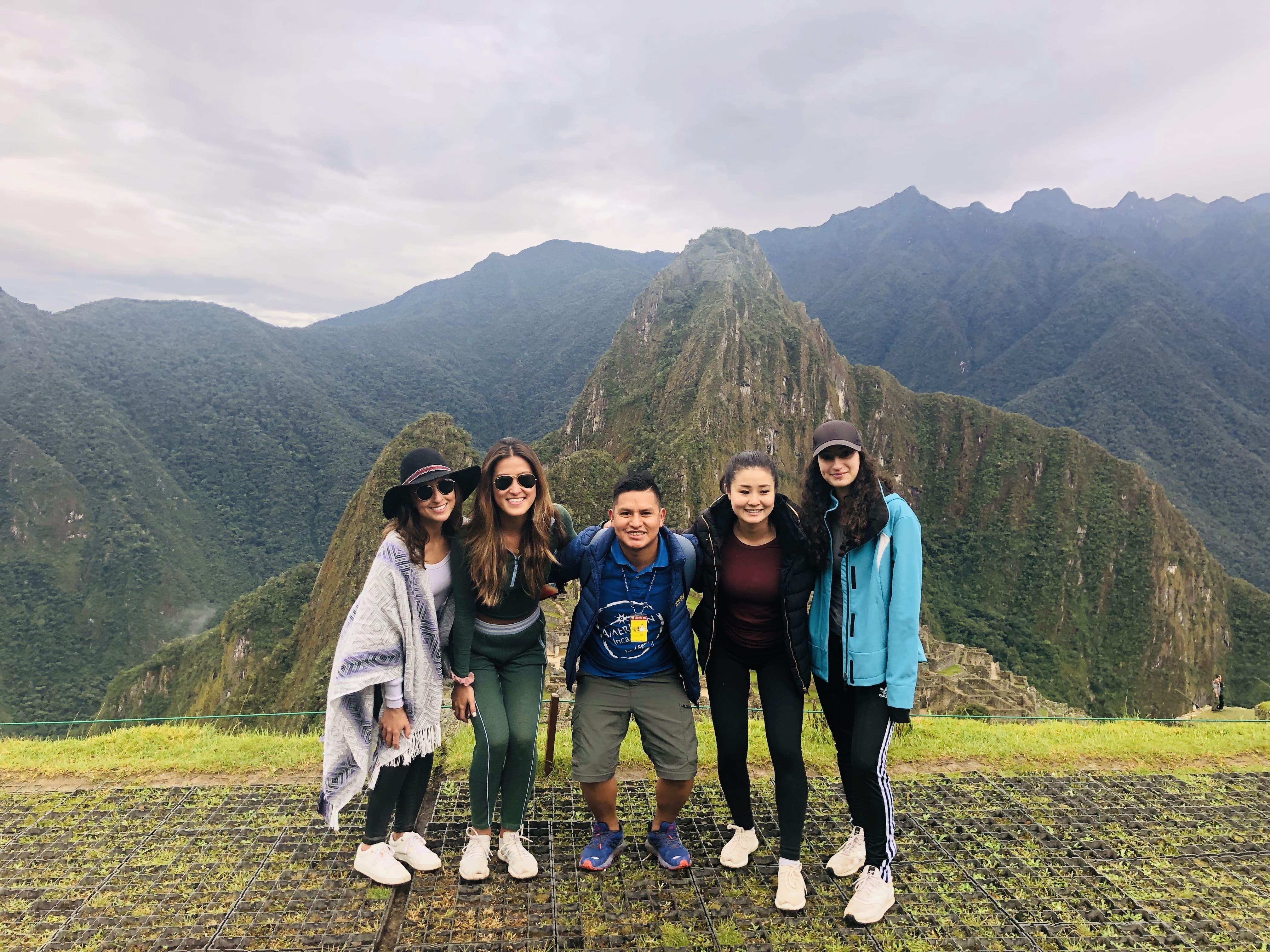 MACHU PICCHU FULLDAY BY TRAIN
